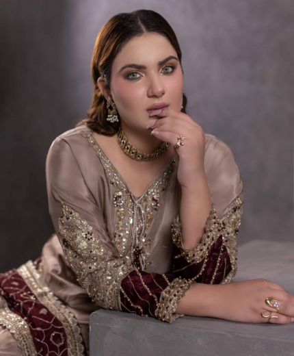 TS-1305-B Luxury Tassel Silk Shirt & Farshi Shalwar Set | Hurr e Noor
